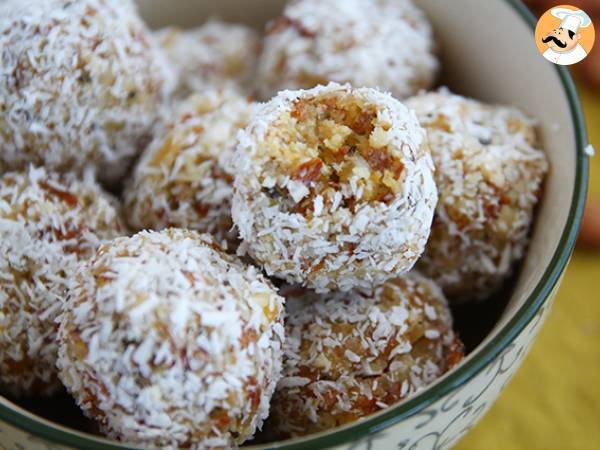 Apricot energy balls with green tea and coconut - photo 2