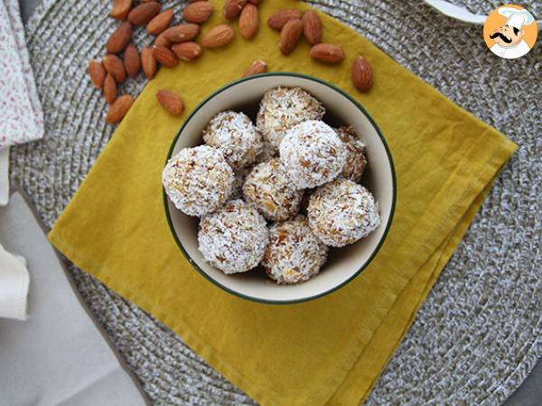 Apricot energy balls with green tea and coconut - photo 3