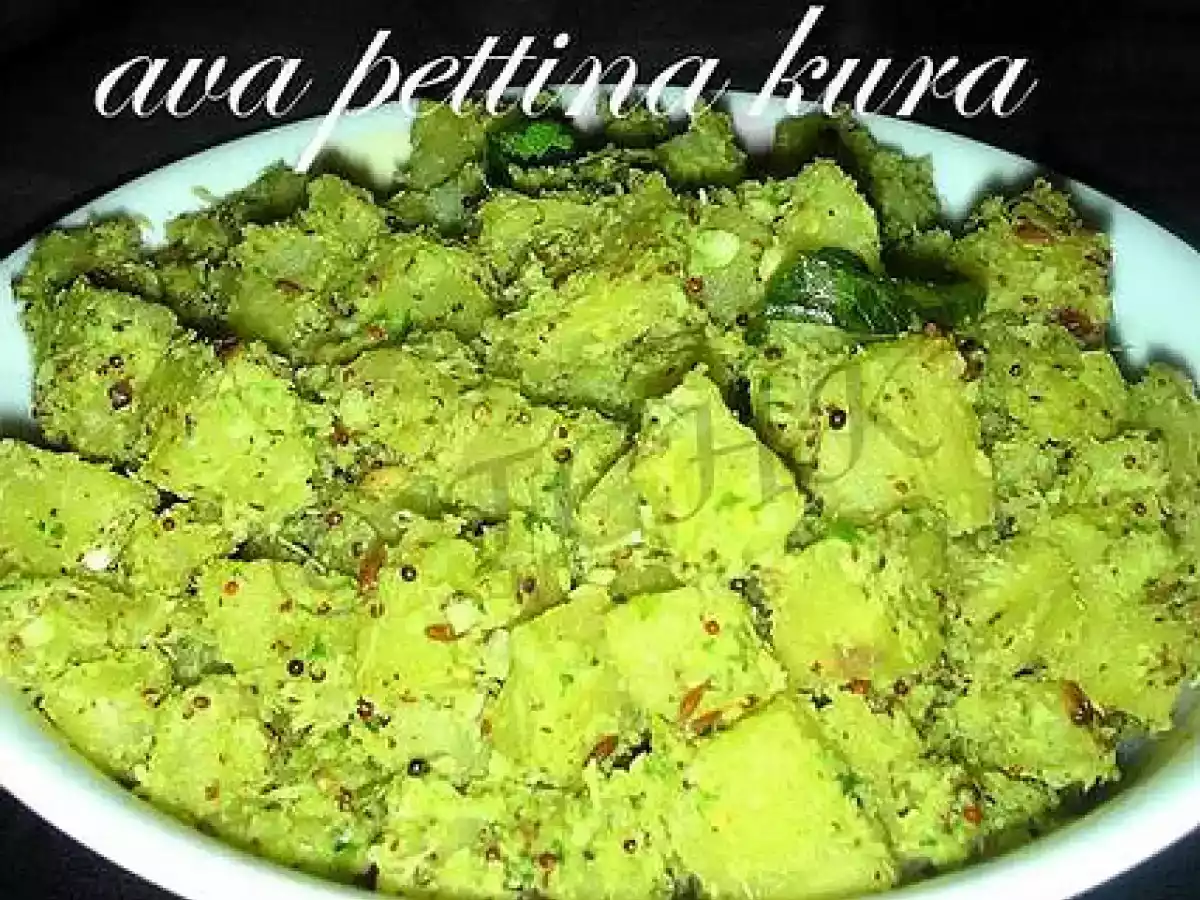 Aratikya Ava Pettina Kura...Raw Plantains cooked in mustard paste