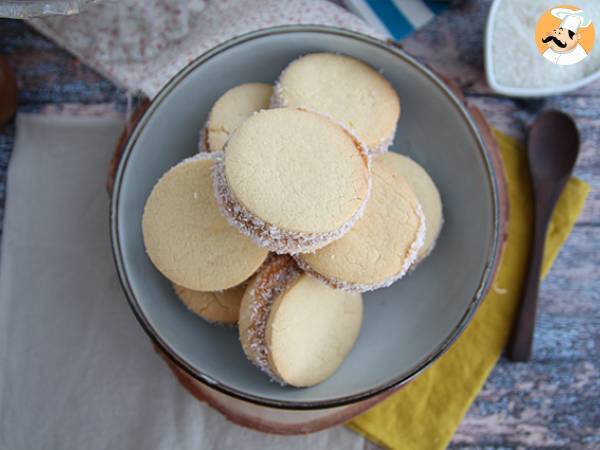 Argentinian alfajores - coconut and dulce de leche sandwich cookies - photo 4