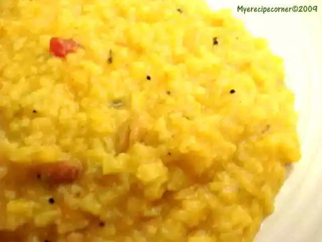 Arisi Paruppu Sadham( Spiced Rice and Lentils)