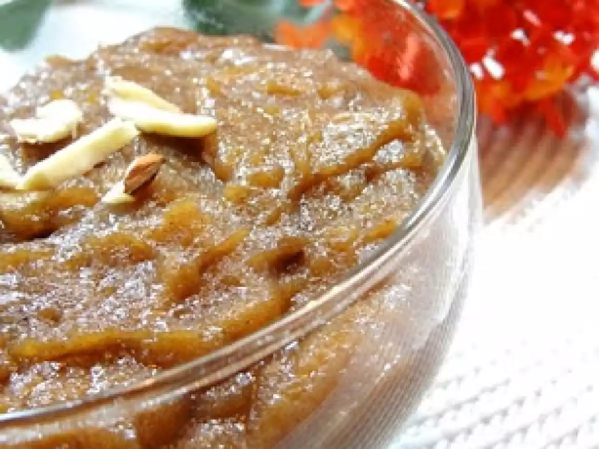Atta Halwa (Delicious Wheat Flour Pudding) - photo 2