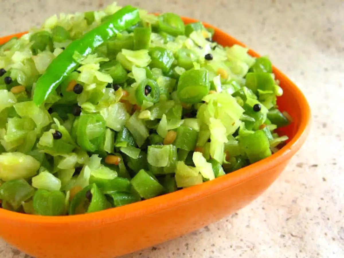Avarakkai Poduthuval/Thoran (Green Hyacinth Beans with Coconut) - photo 2