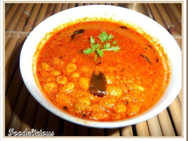 Avarekalu Saaru- Another recipe with these marvelous beans