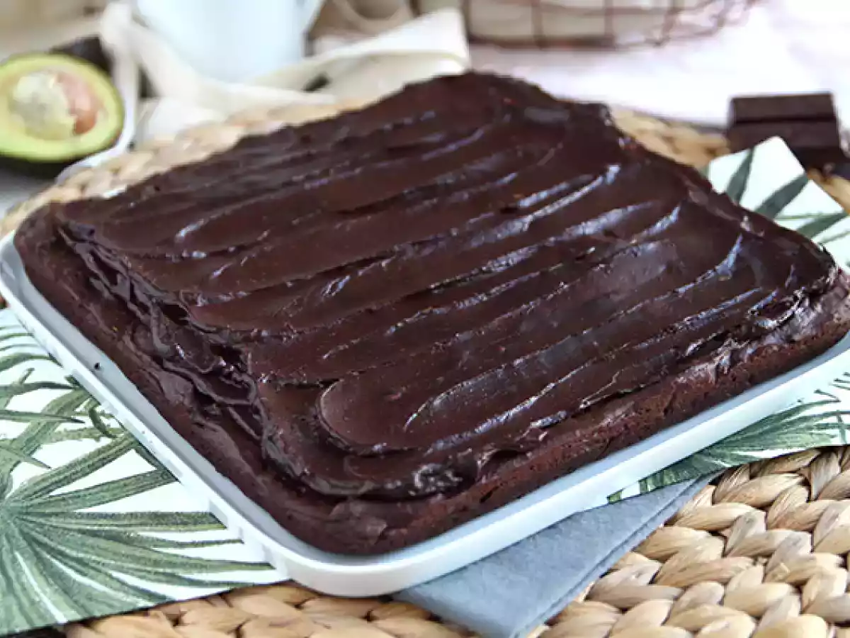 Avocado and chocolate brownie - dairy free