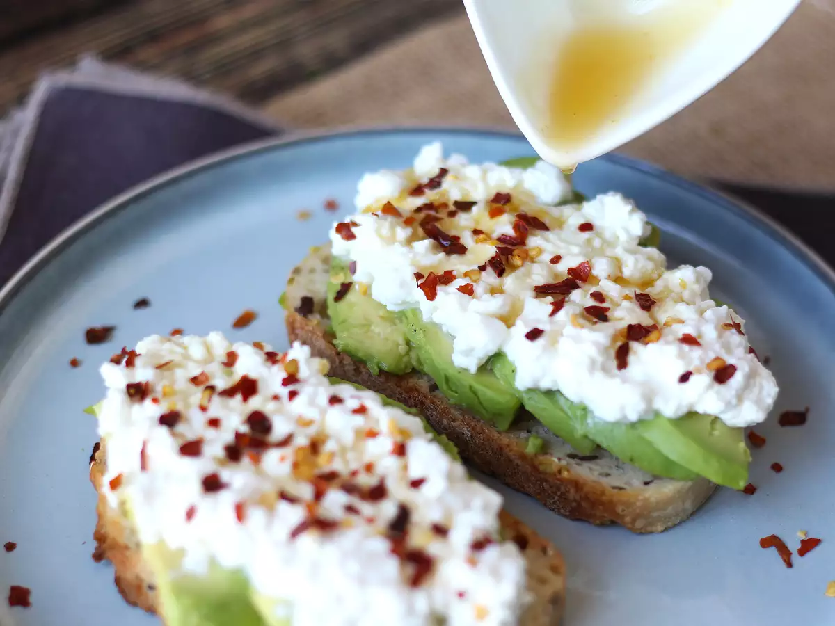 Avocado and cottage cheese toast with spiced honey - photo 5