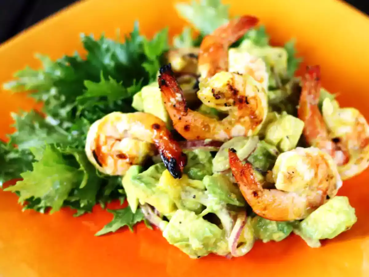 Avocado-Mango Salad with Grilled Shrimp