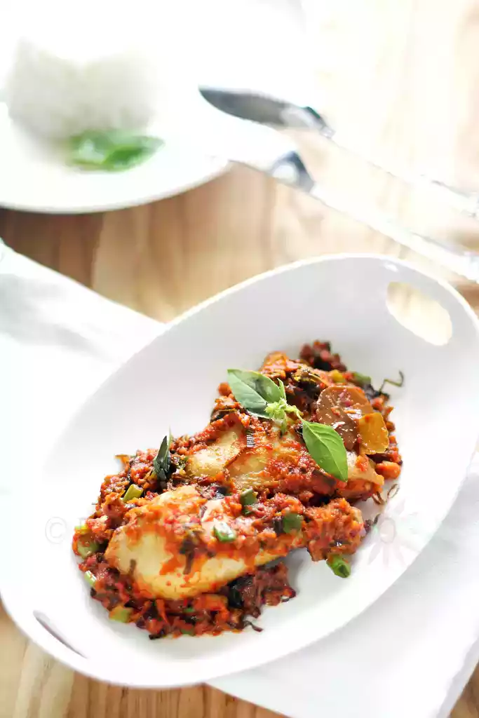 Ayam garo rica recipe - manadonese chili chicken