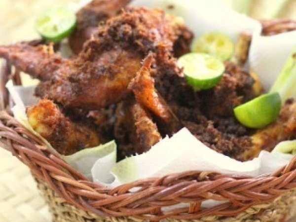 Ayam Goreng Berempah Spicy Fried Chicken Recipe Petitchef