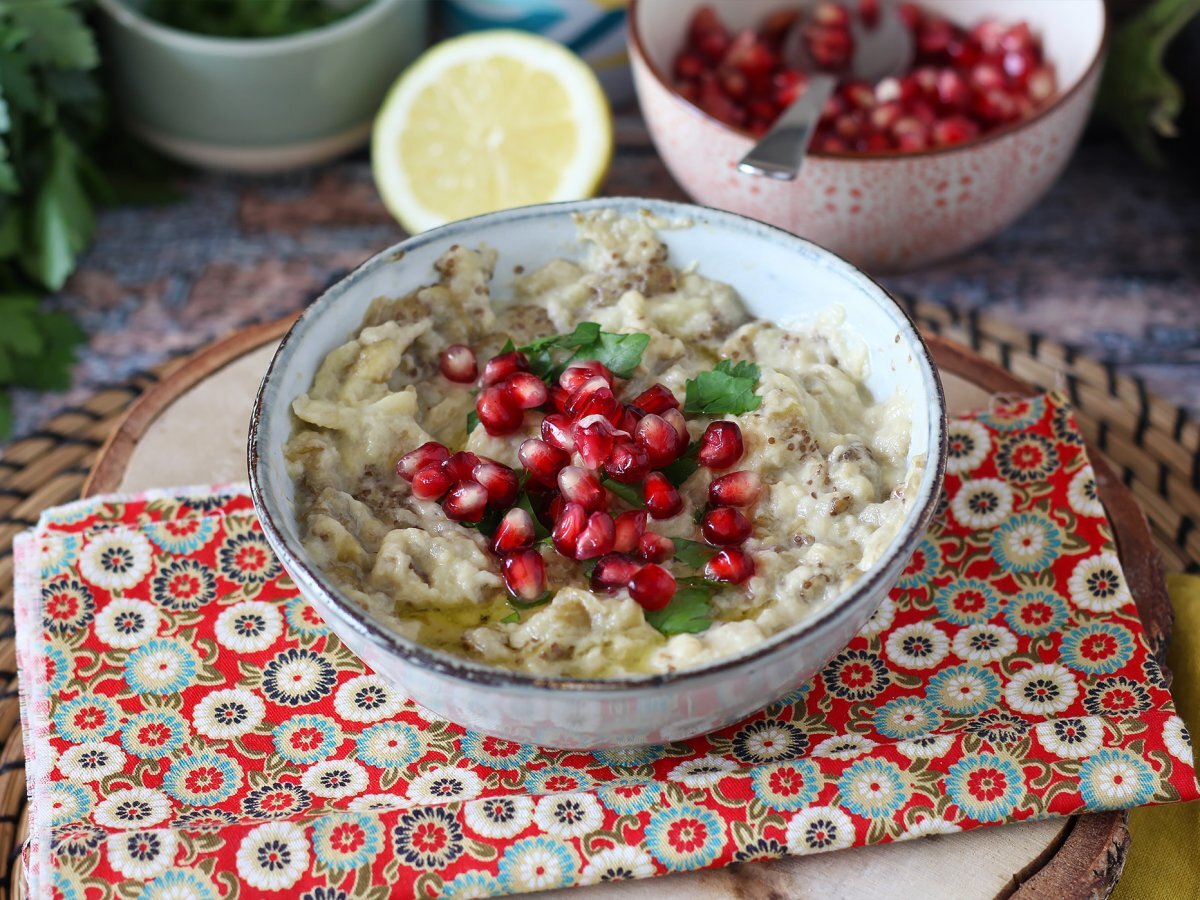 Baba ganoush, the delicious Lebanese eggplant spread - photo 4