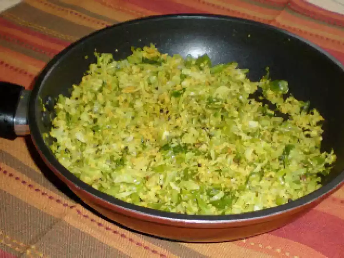 Baby Cabbage Thoran / Cabbage Sukke