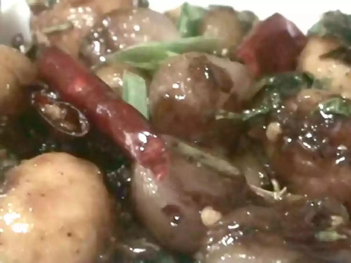 Baby Potatoes in Honey Chilly Sauce - photo 2