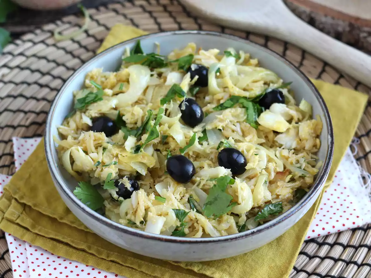 Bacalhau à brás - a super-easy portuguese cod recipe!