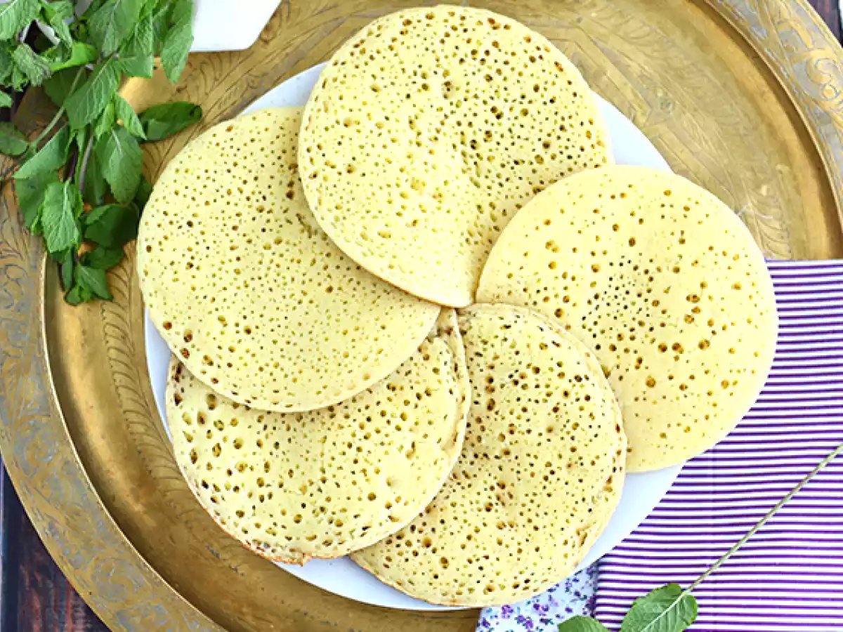 Baghrirs, the moroccan pancakes with a thousand holes - photo 3