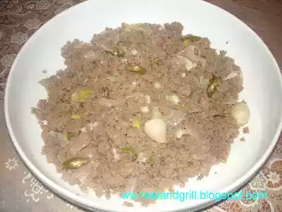 Bagis recipe: minced beef with lemon juice