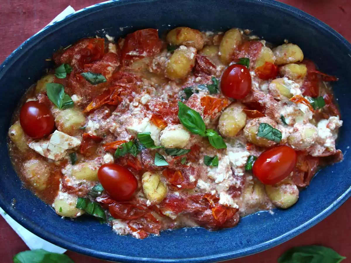 Baked feta gnocchi with Airfryer, the super-fast dish with cherry tomatoes and feta! - photo 3