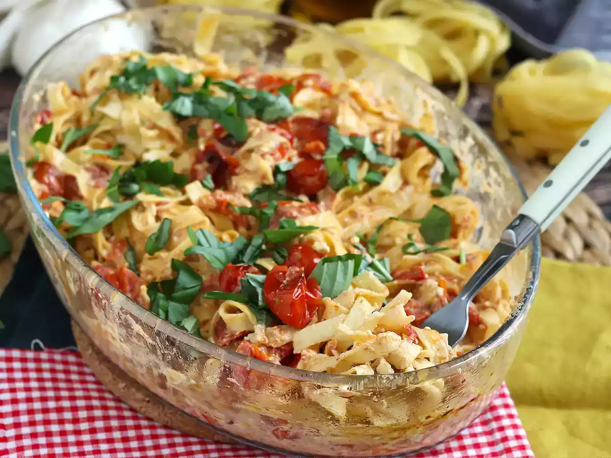Baked feta pasta with cherry tomatoes - a viral recipe - photo 6