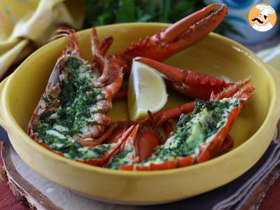 Recipe Baked lobster with parsley and lemon: simplicity and sophistication at the table.