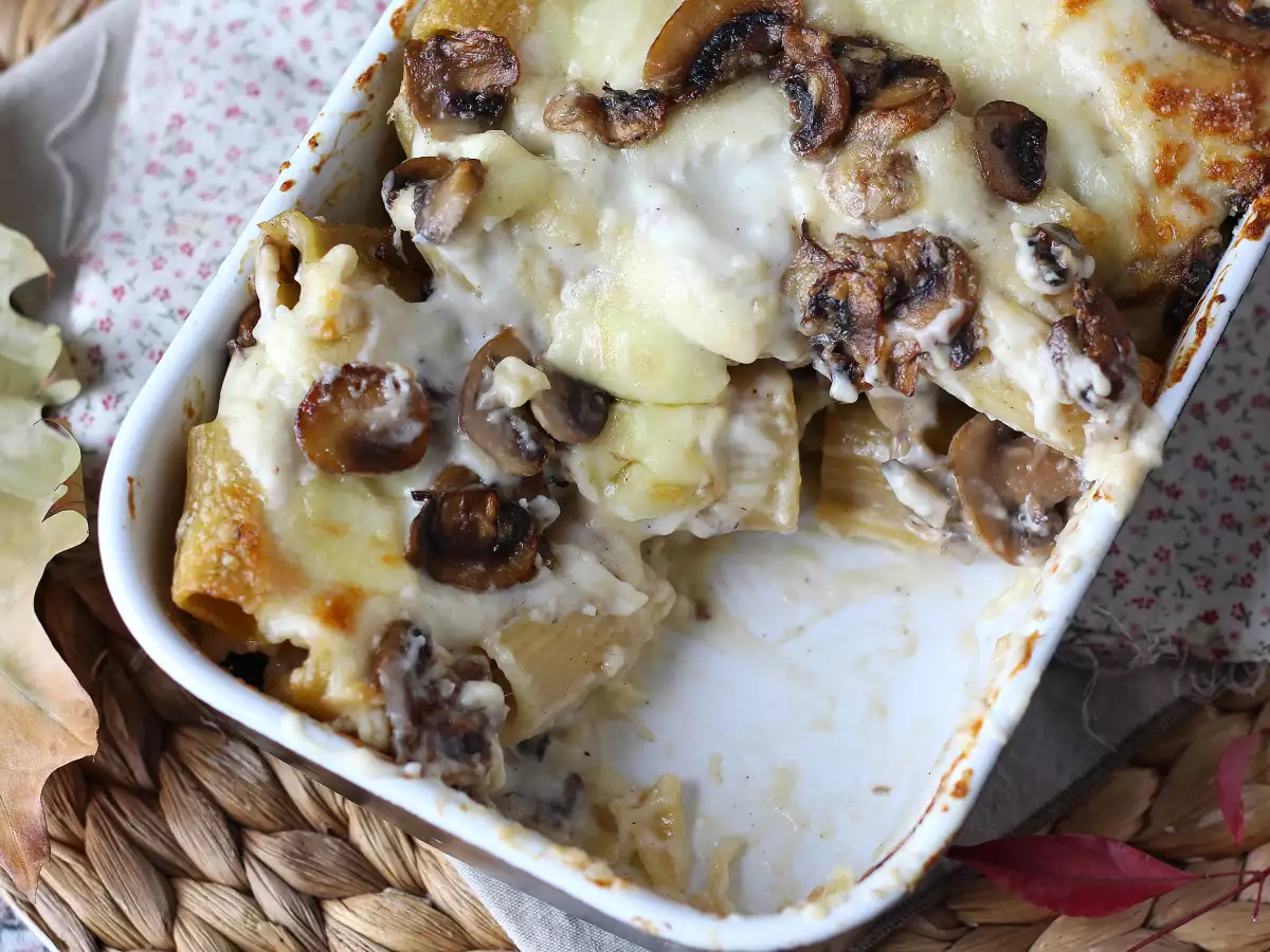 Baked mushroom pasta: the perfect creamy, cheese-pull recipe for fall - photo 5