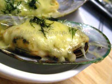 Baked NZ Mussels With Garlic, Cheese & Dills - photo 2
