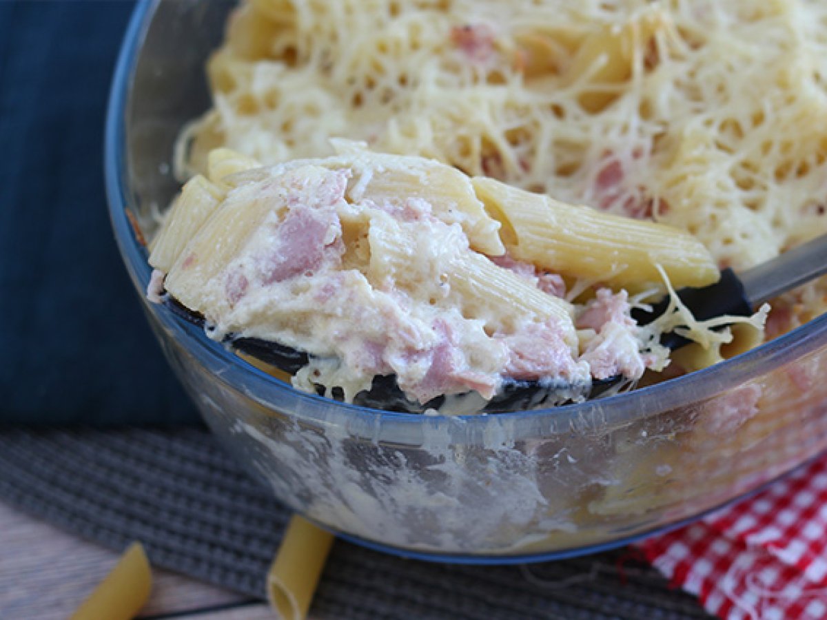 Baked pasta with ham and cheese - photo 4