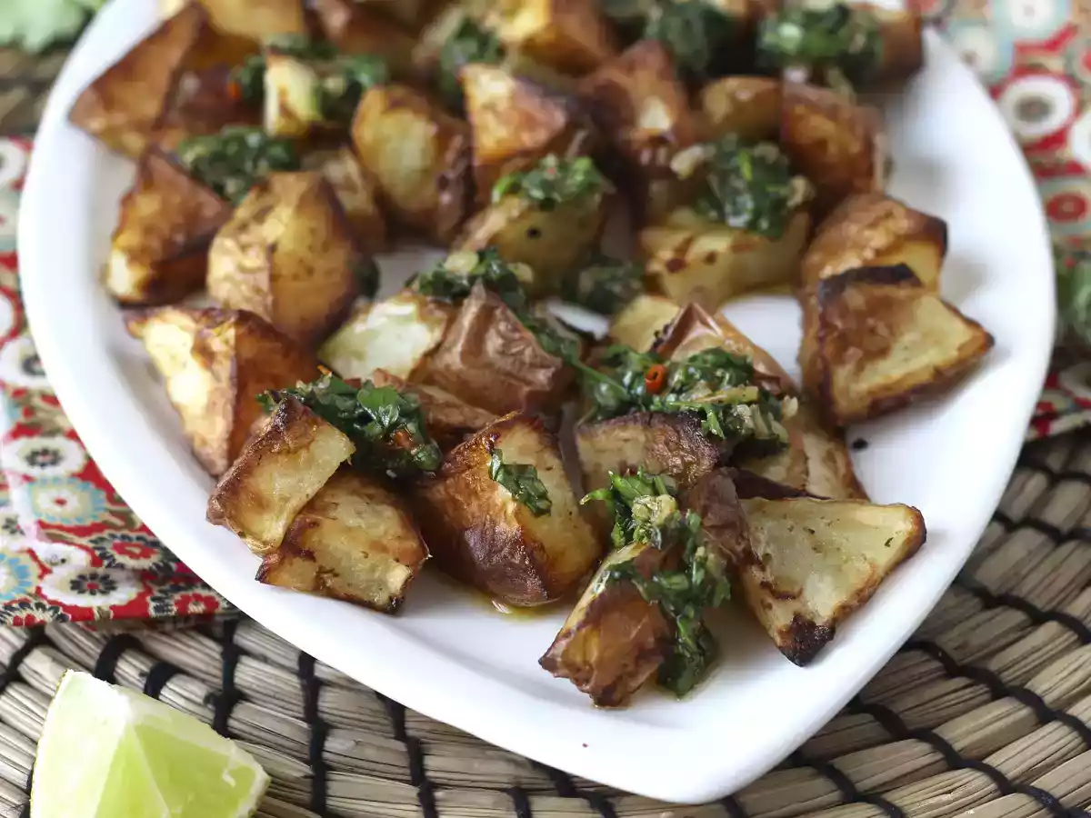 Baked potatoes with chimichurri - photo 2