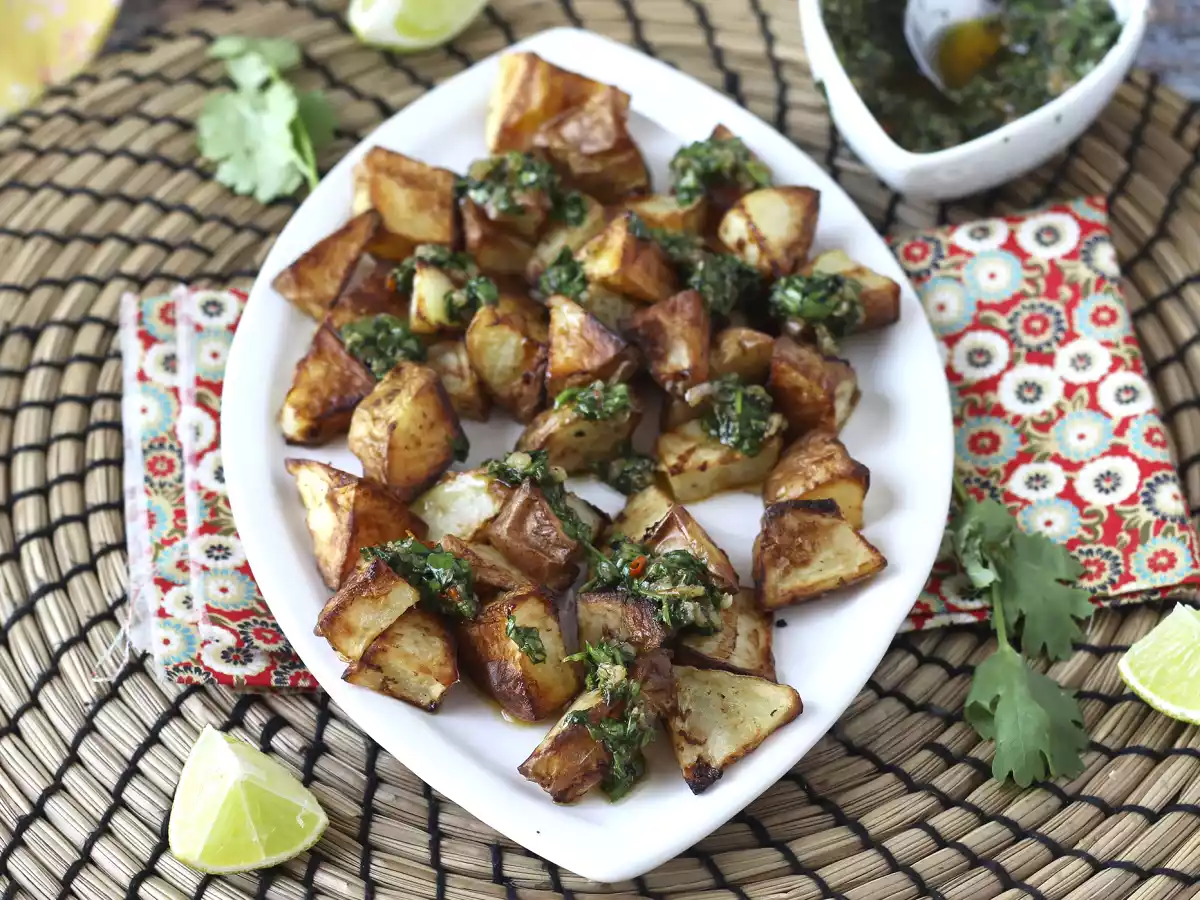 Baked potatoes with chimichurri - photo 3