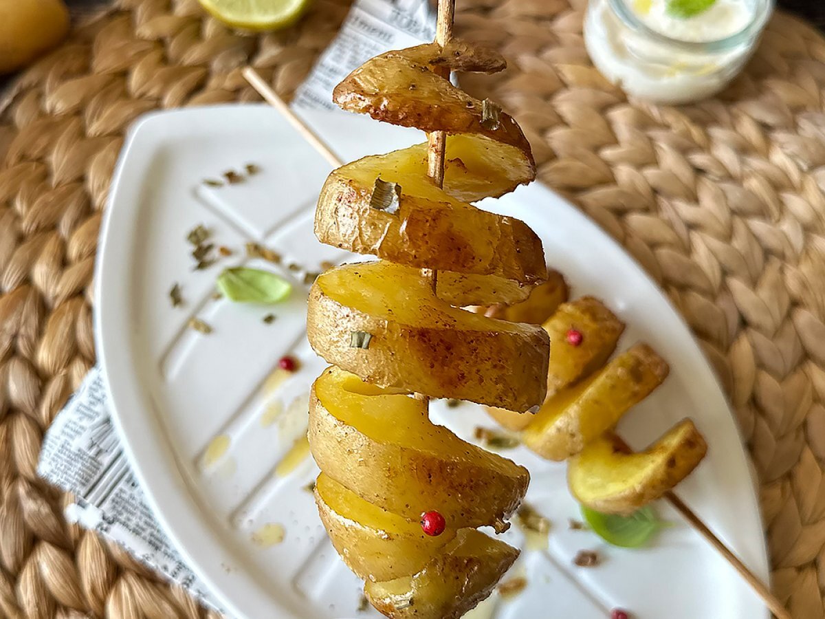 Baked spiral potatoes