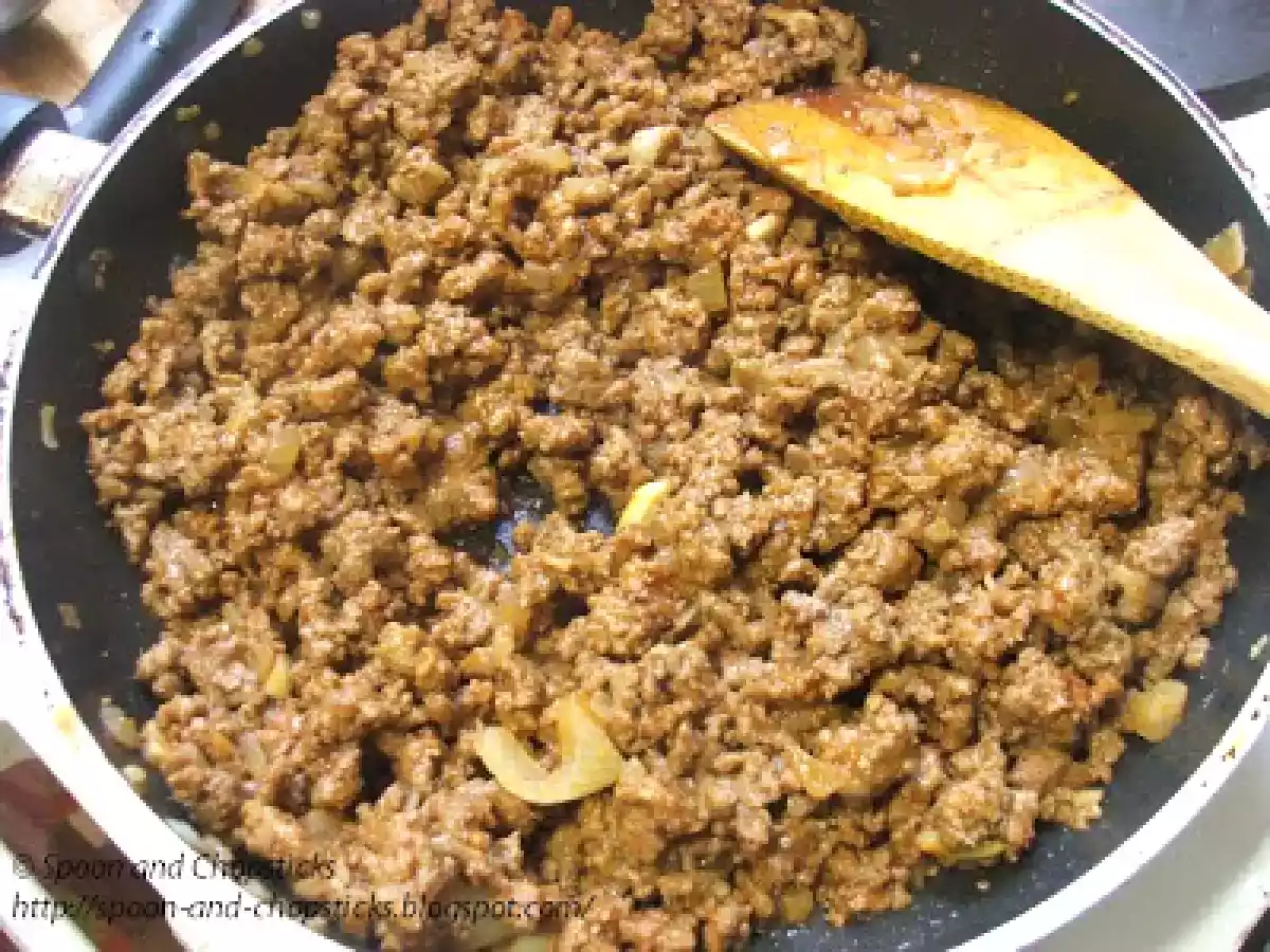 Baked Stuffed Banana Chillies with Mince - photo 3