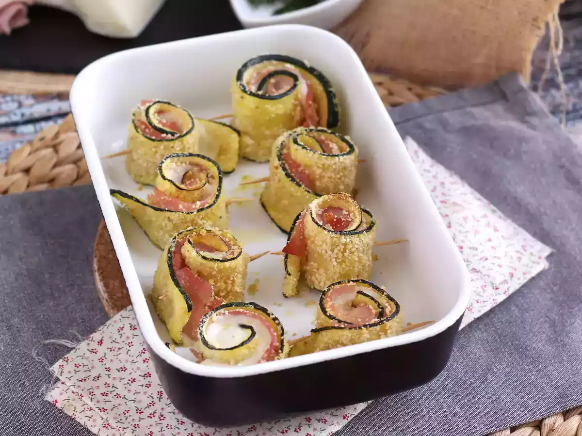Baked zucchini rolls with ham and cheese! - photo 4