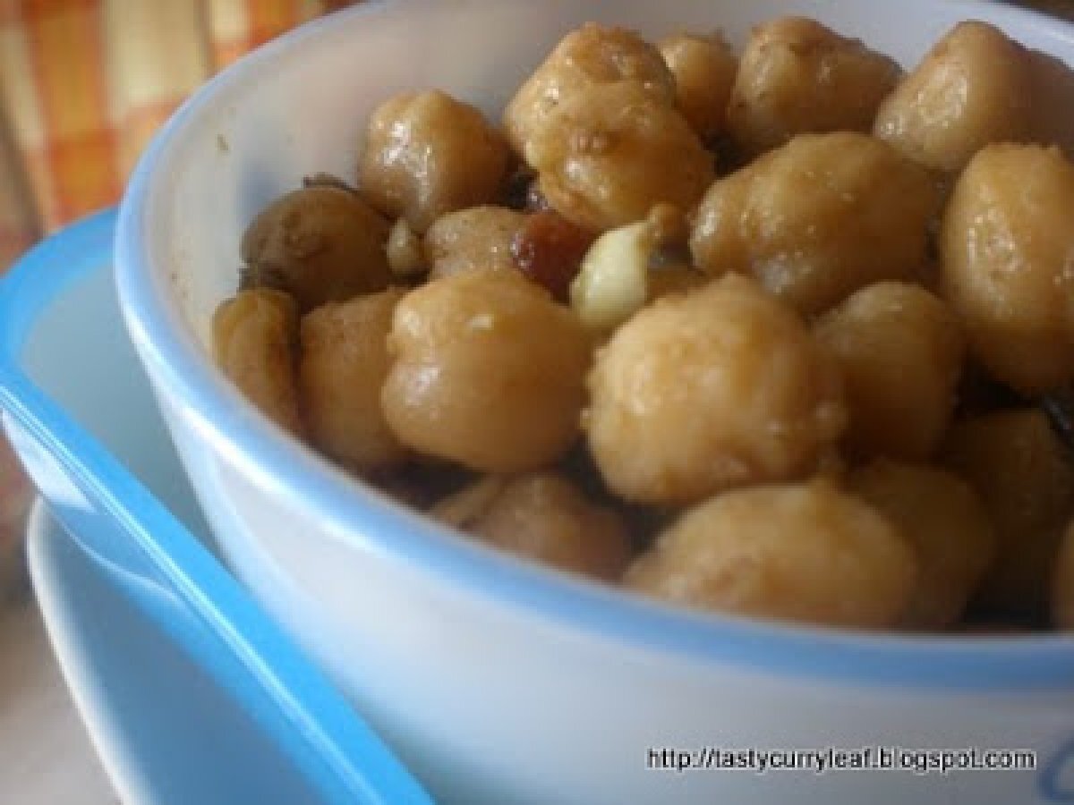 Balila -Lebanese Chickpea Salad - photo 2