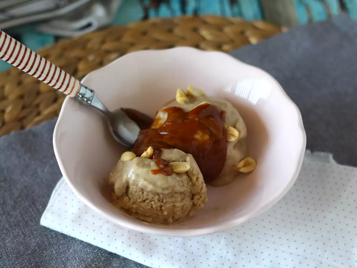 Banana nice cream: vegan banana ice cream, no ice cream maker needed - photo 2