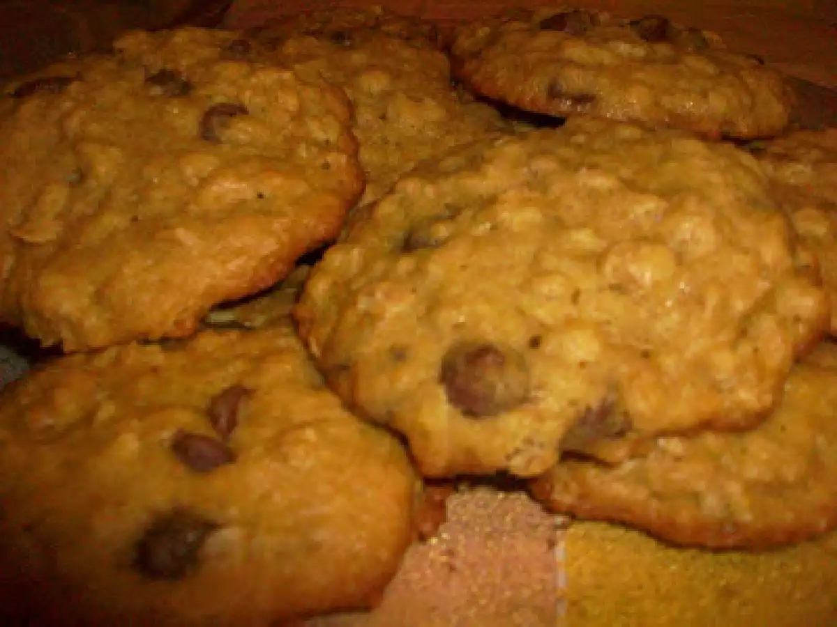 Banana Oatmeal & Chocolate Chip Cookies