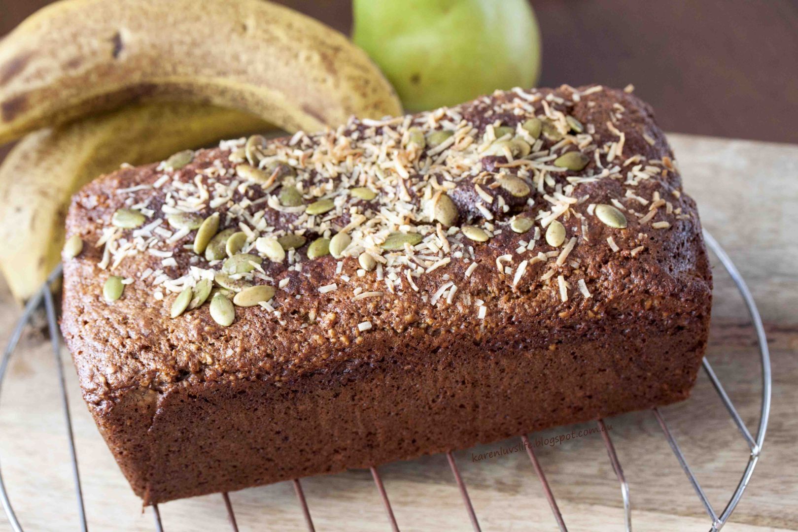 Banana Loaf with chia seeds and walnuts - Galley of Gail