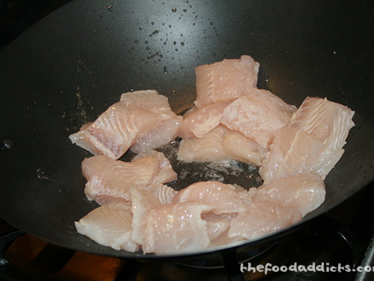 Basa Fish in Wine Sauce - photo 3