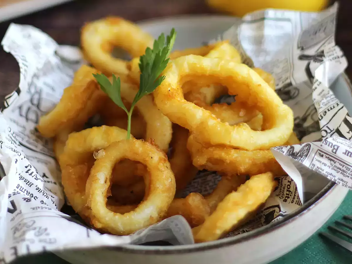 Battered fried calamari - calamari a la romana - photo 3