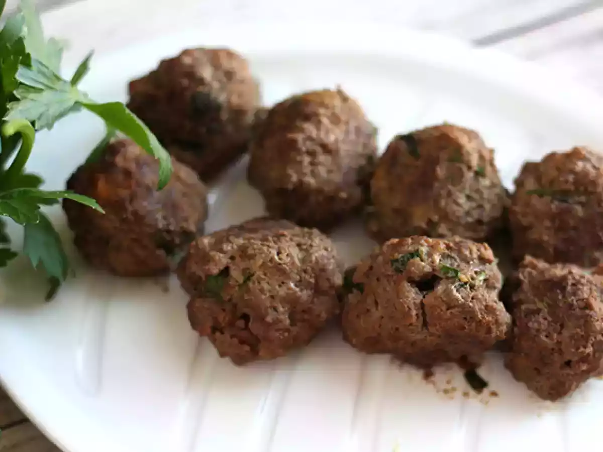 Beef and parmesan meatballs - photo 3