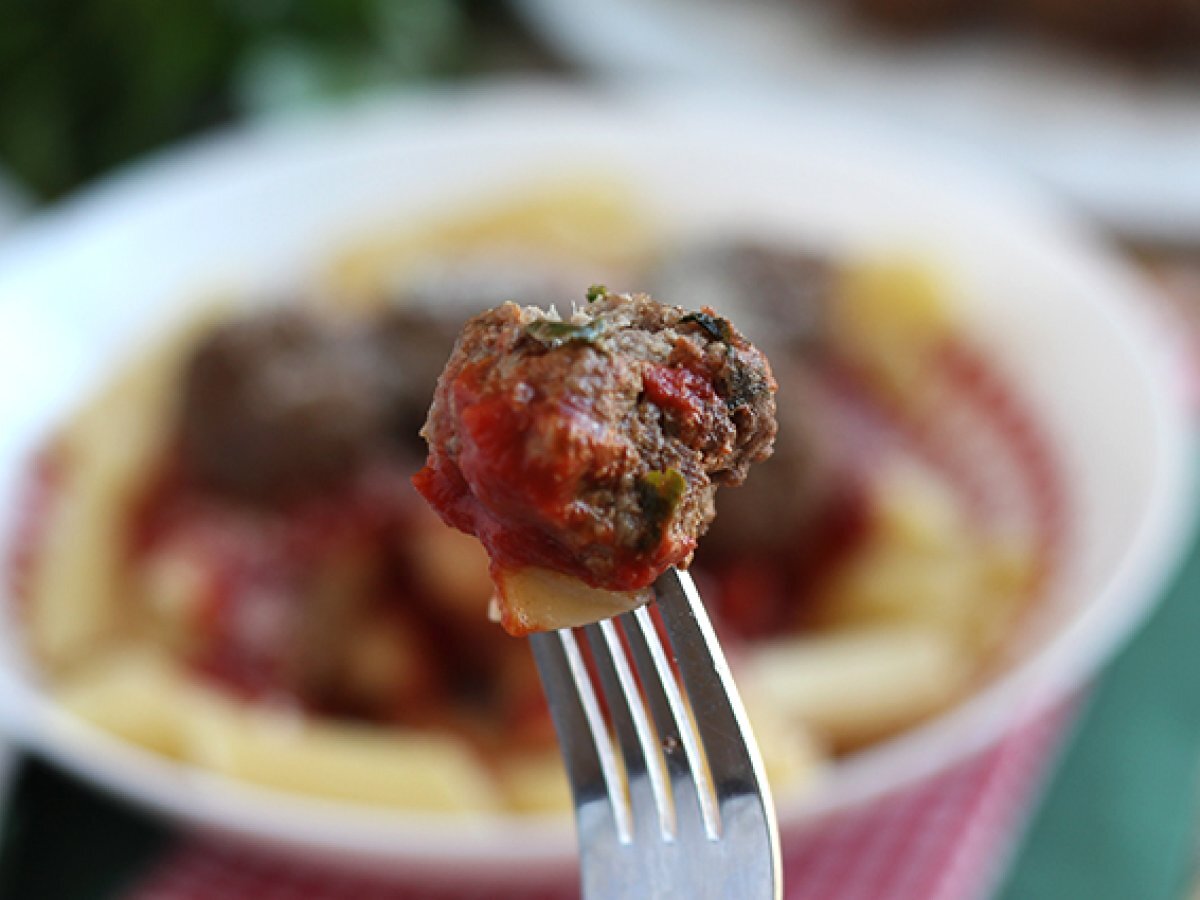 Beef and parmesan meatballs - photo 4