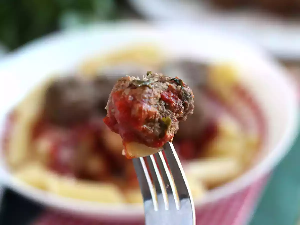 Beef and parmesan meatballs - photo 4