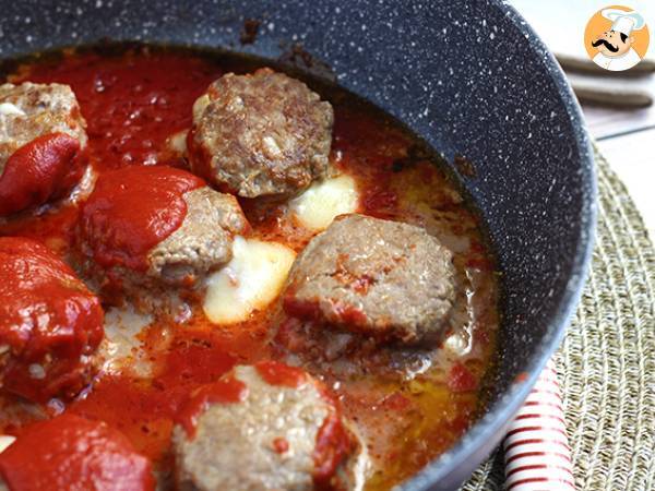 Beef meatballs stuffed with mozzarella - photo 5