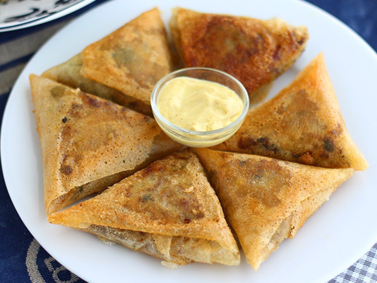 Beef samosas - Video recipe !