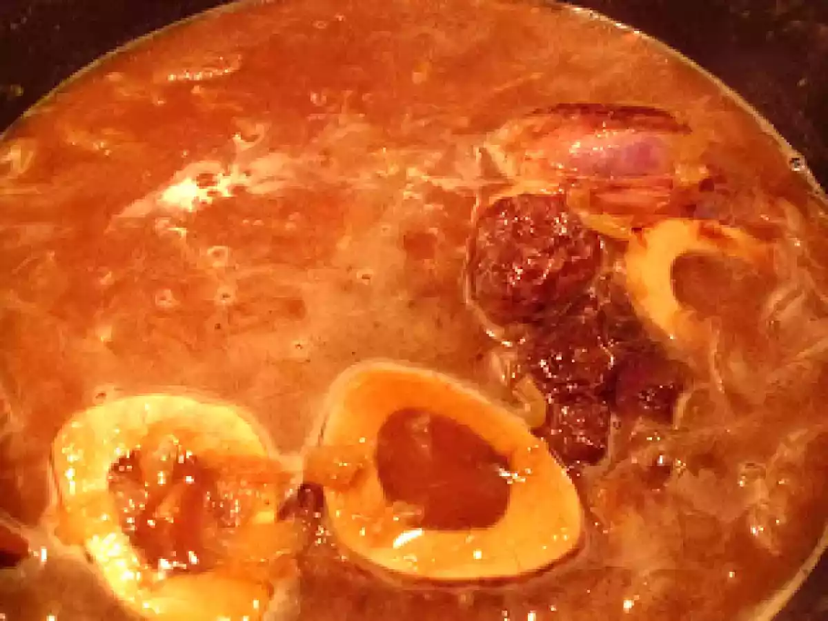 Beef Shin and Bone Marrow in Taddy Porter - The Perfect Gravy - photo 2