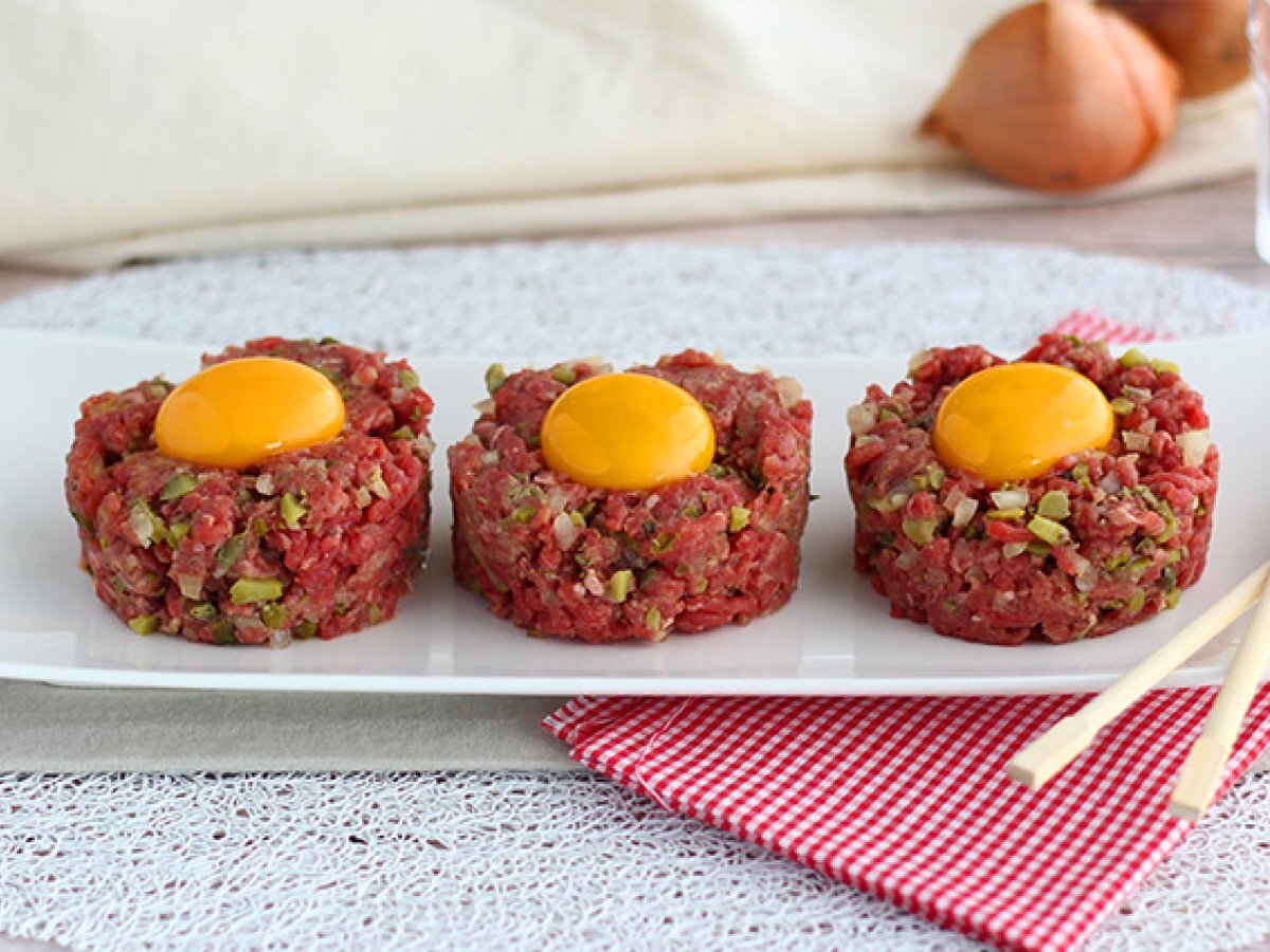 Beef steak tartare - photo 2