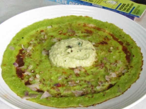 Beerakaya Dosa With Coconut Chutney