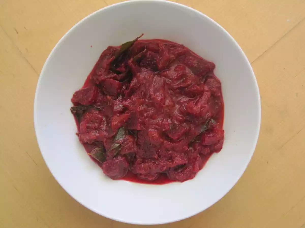Beetroot kurma - South Indian Cuisine