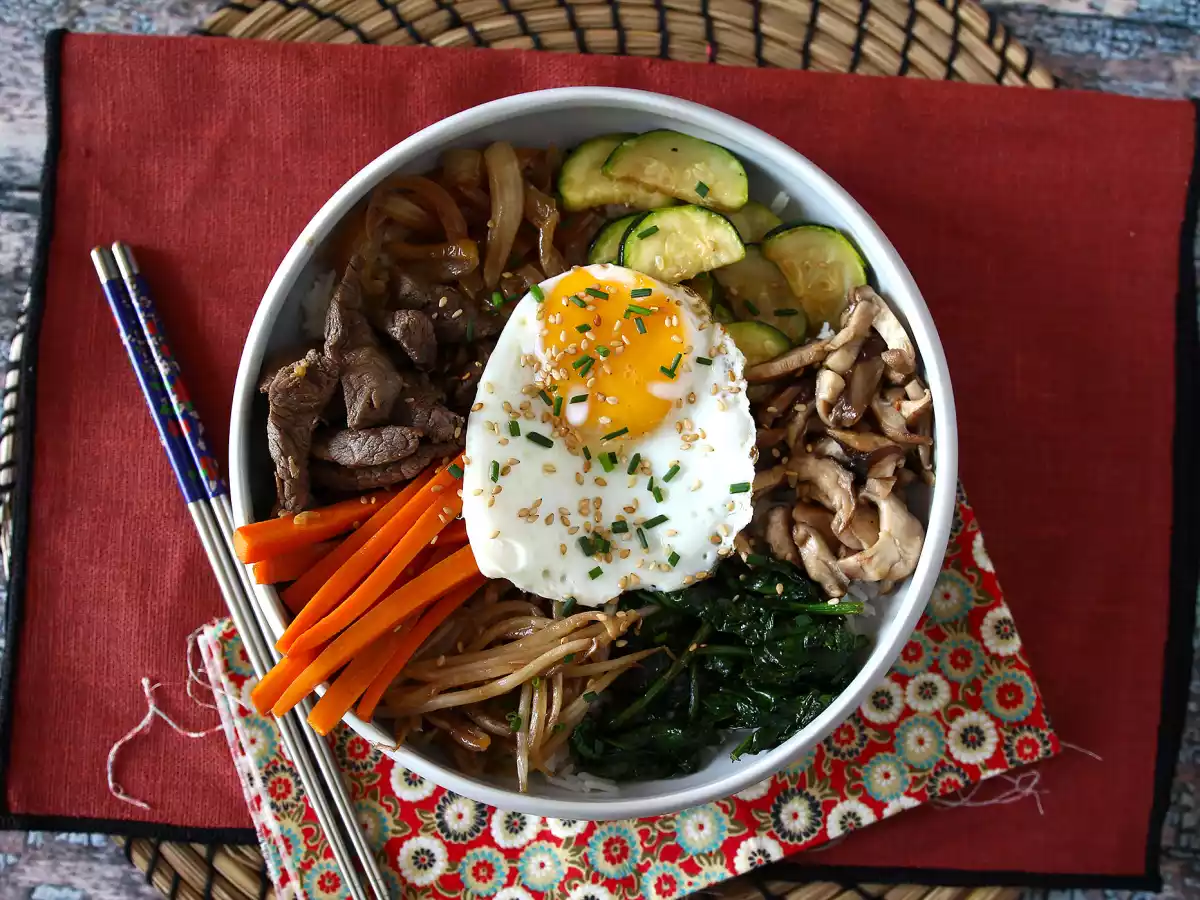 Bibimbap, the traditional korean dish - photo 4