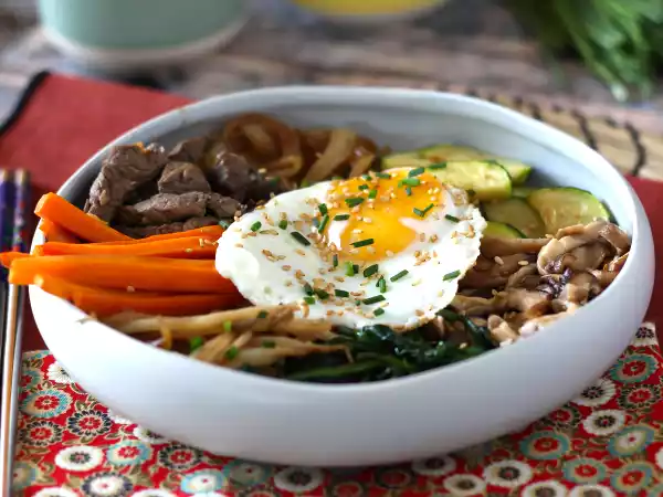 Recipe Bibimbap, the traditional korean dish