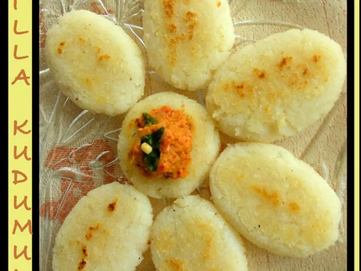 Billa Kudumulu / Rice Rava Tikkis & Onion Chutney and my 100th post..!! - photo 2