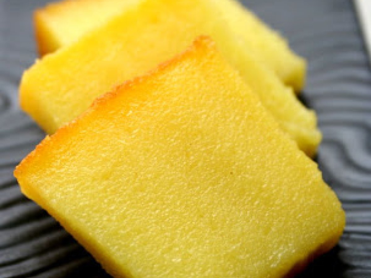 Bingka Ubi (Baked Cassava Cake)