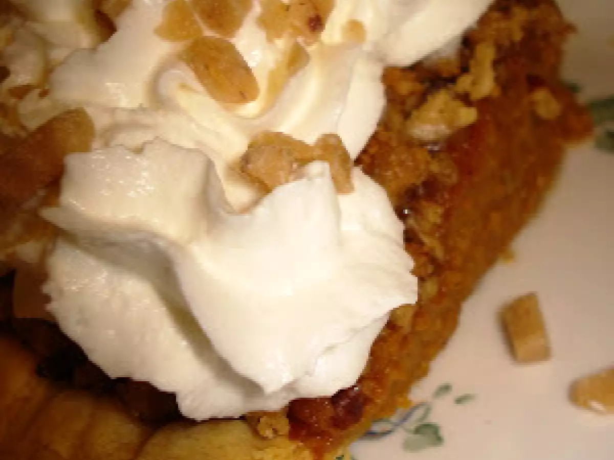 Birthday Treat: Pumpkin Apple Butter Pie with Toffee Streusel Topping - photo 2